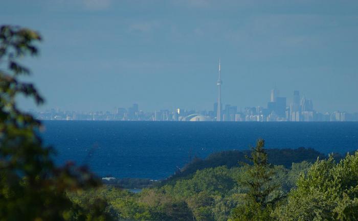 Toronto Panorama Bruce Trail-PS-8-bits